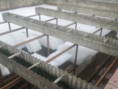 污水處理池斜管填料上的污泥怎么清洗？